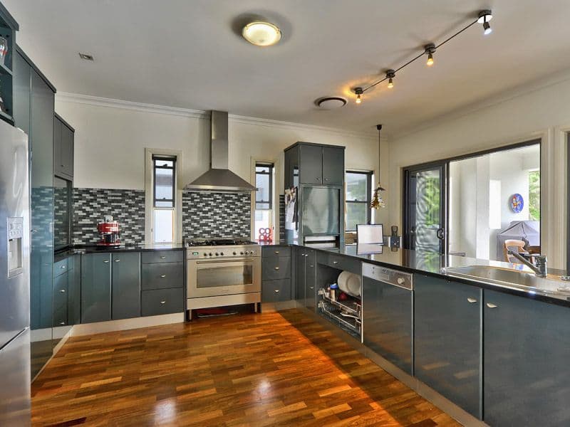 15 Kinkead Avenue, SHERWOOD QLD 4075, Sherwood - Thumbnail 2