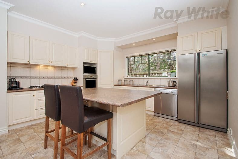 51 MOUNTAIN VIEW Road, Kilsyth VIC 3137, Kilsyth - Thumbnail 4