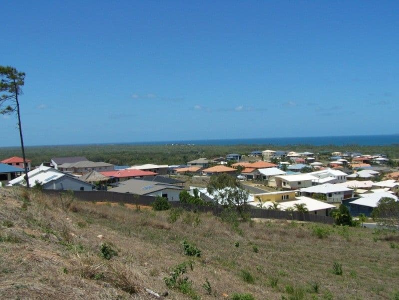 18 Pacific Vista Close, YEPPOON QLD 4703, Yeppoon - Thumbnail 4