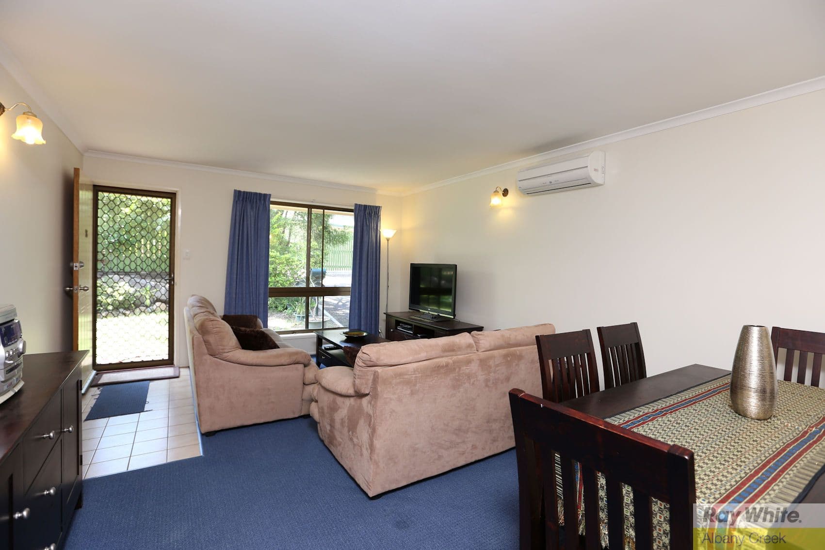 25 Quinnia Court, Ferny Hills QLD 4055, Ferny Hills - Thumbnail 3