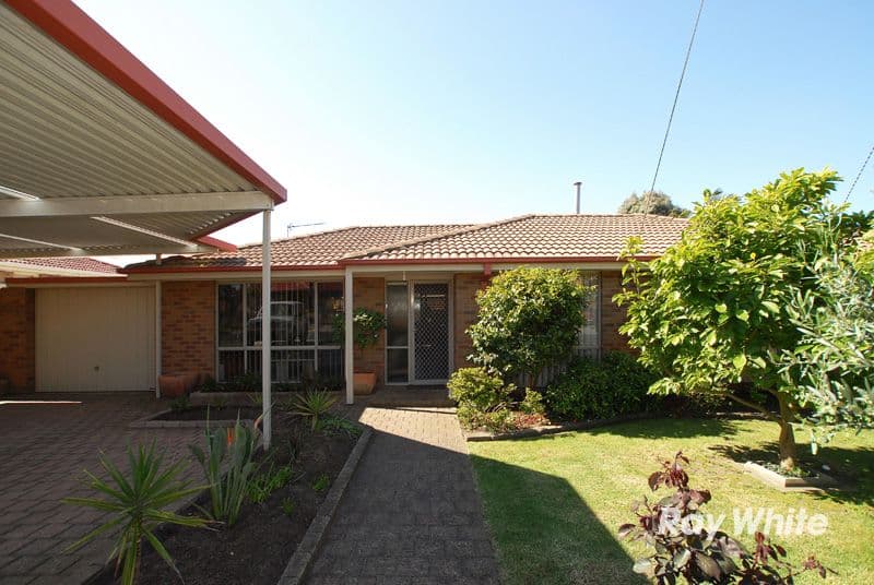 1 Fenfield Street, CRANBOURNE VIC 3977, Cranbourne - Image 1