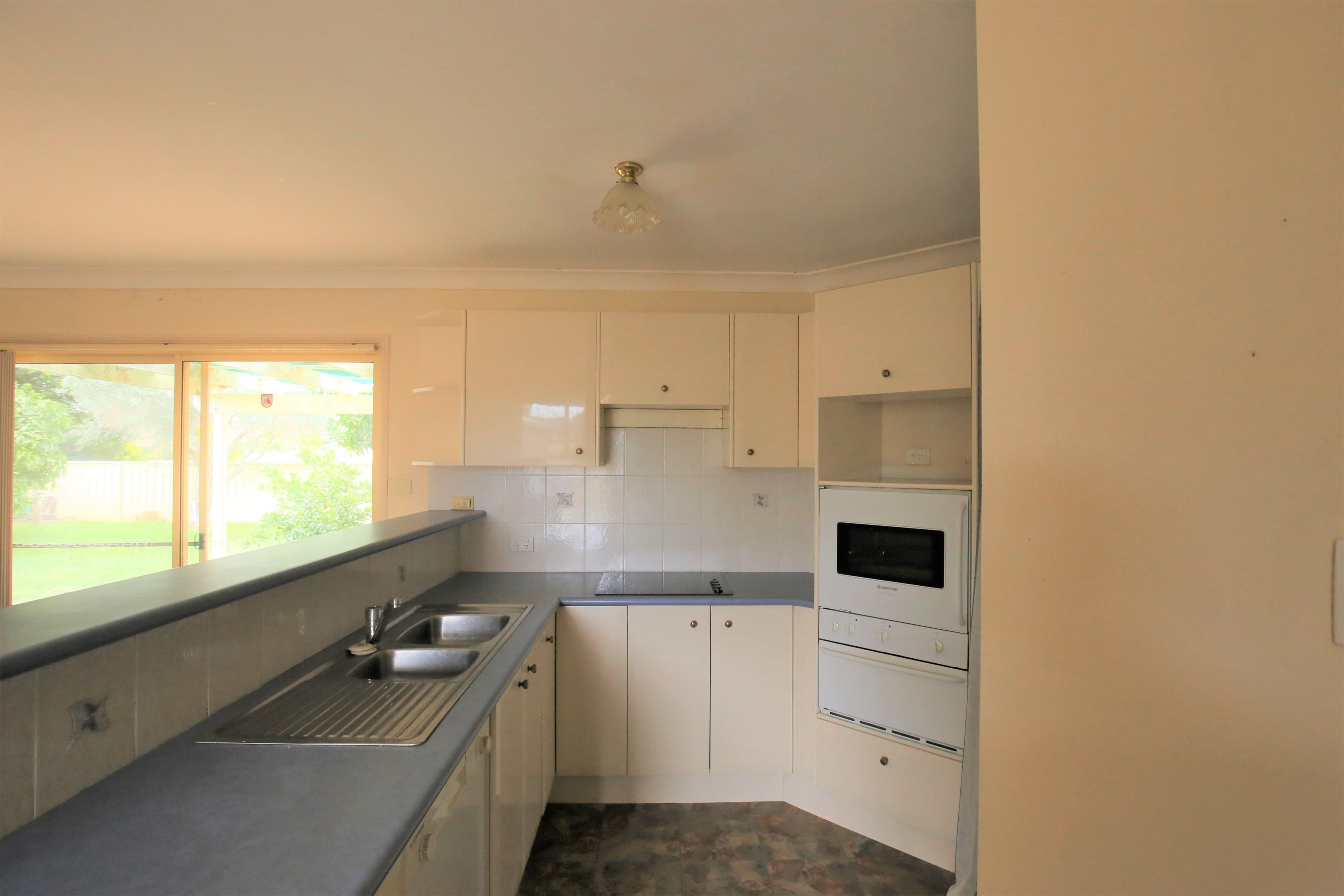 8 Hobert Close, Tea Gardens NSW 2324, Tea Gardens - Thumbnail 3