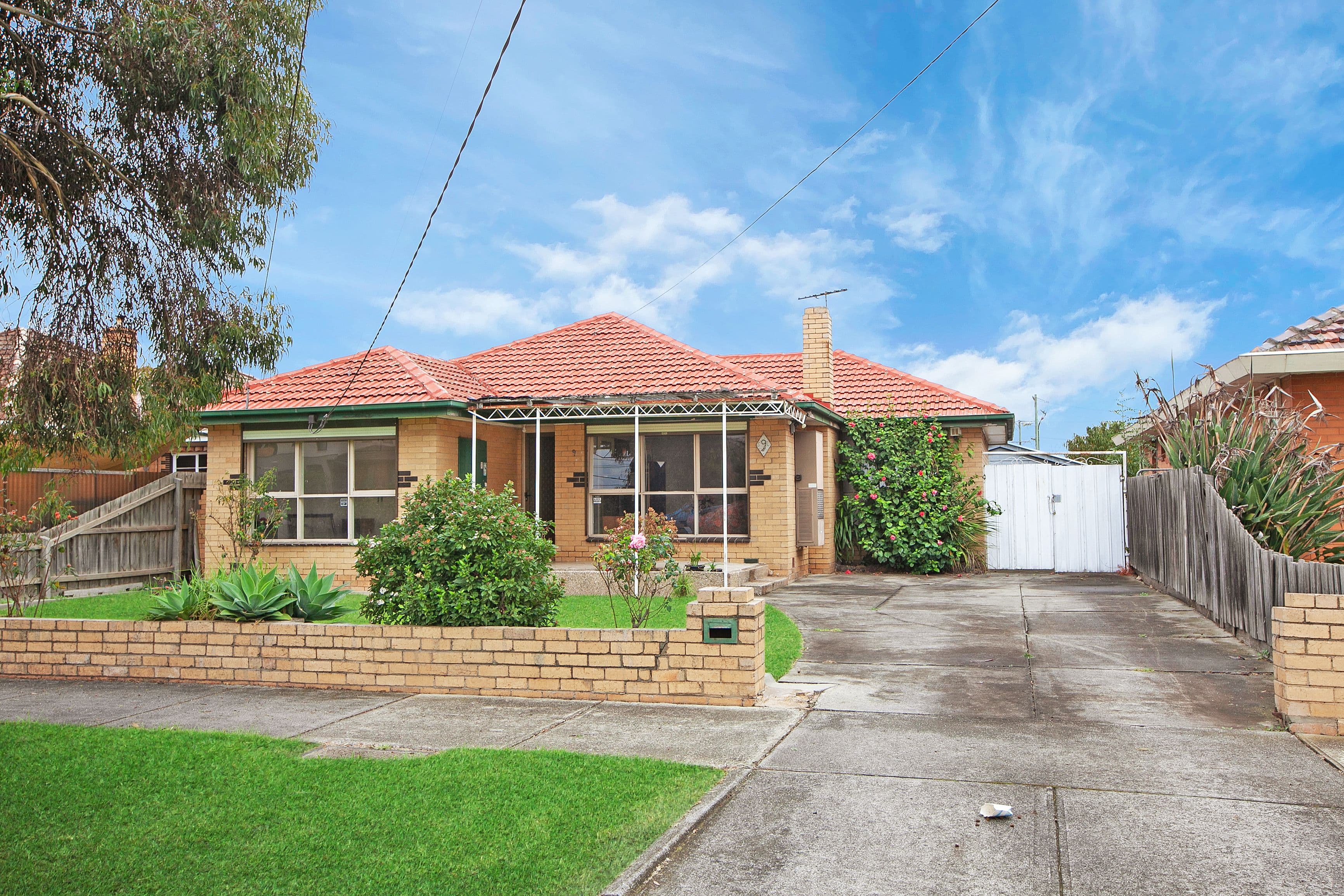 9 Tunaley Parade, Reservoir VIC 3073, Reservoir - Image 1