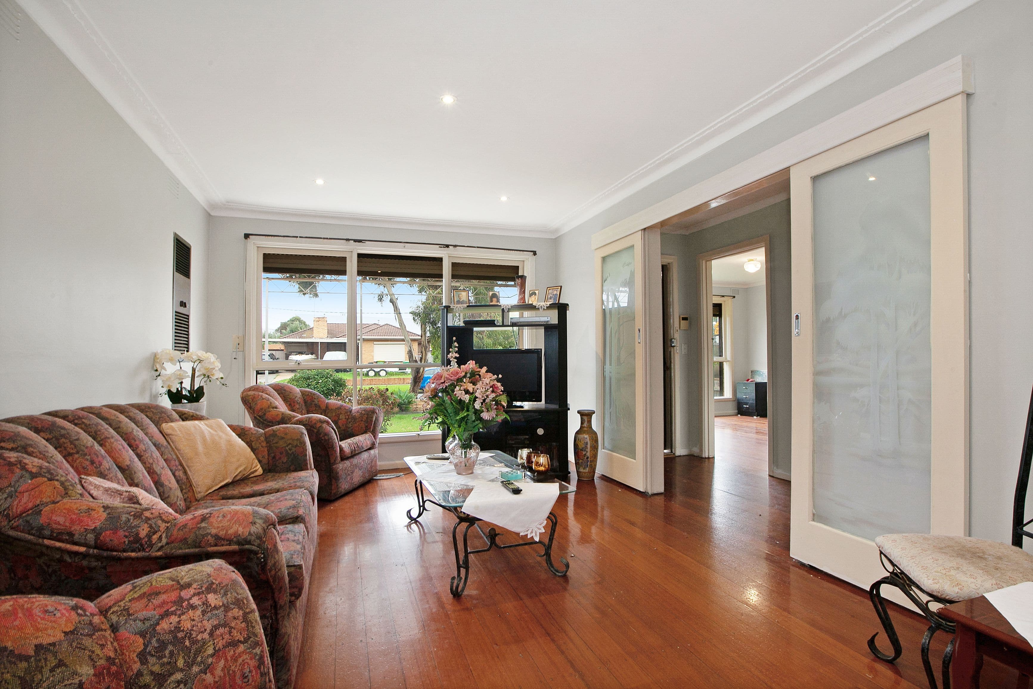 9 Tunaley Parade, Reservoir VIC 3073, Reservoir - Thumbnail 2