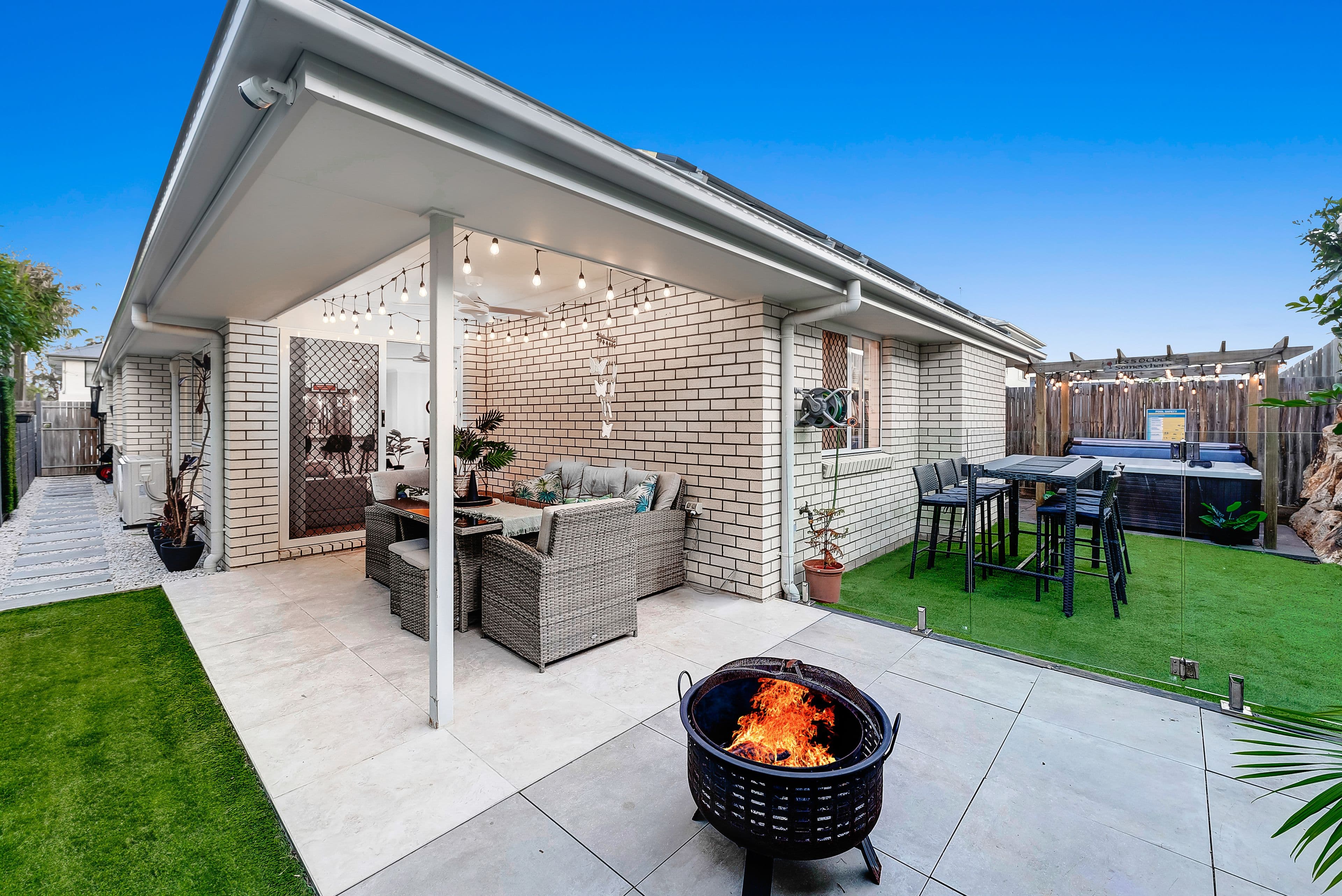 6 Irwin Street, North Lakes QLD 4509, North Lakes - Thumbnail 2