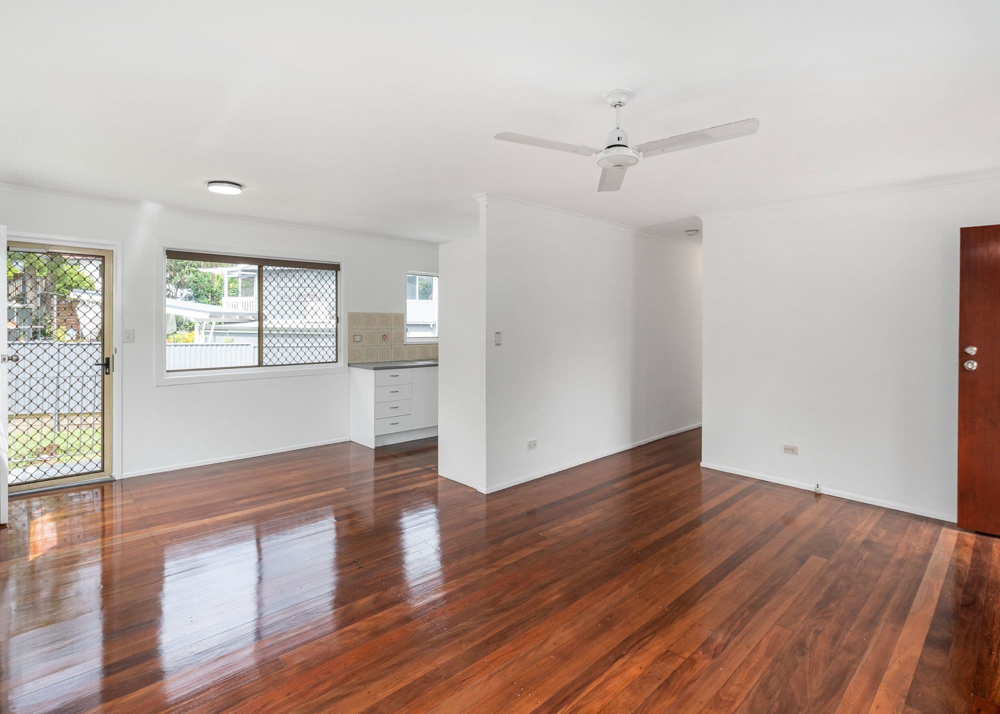 167 Jacaranda Avenue, Kingston QLD 4114, Kingston - Thumbnail 3