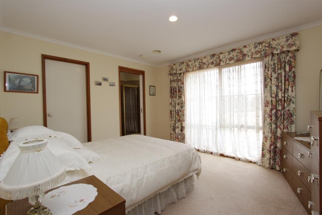 2 Thompsons Lane, HEATHCOTE VIC 3523, Heathcote - Thumbnail 8