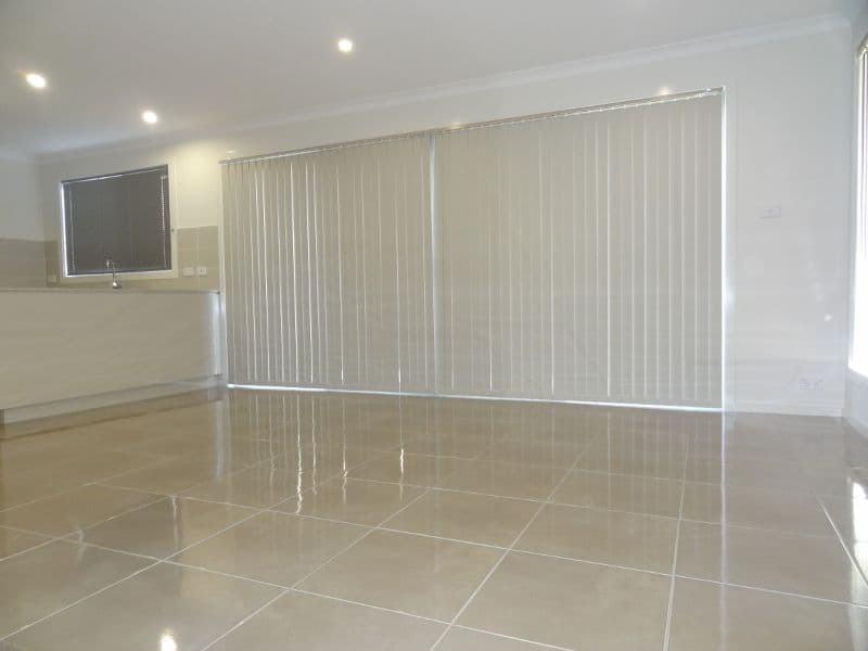 10-12 Mulloon Street, Queanbeyan East NSW 2620, Queanbeyan East - Thumbnail 4