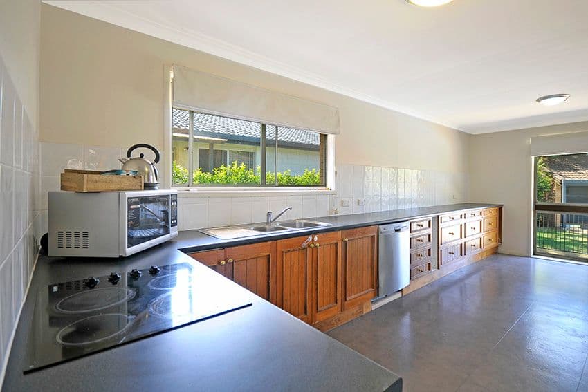 63 Alec Avenue, Mermaid Waters QLD 4218, Mermaid Waters - Thumbnail 2