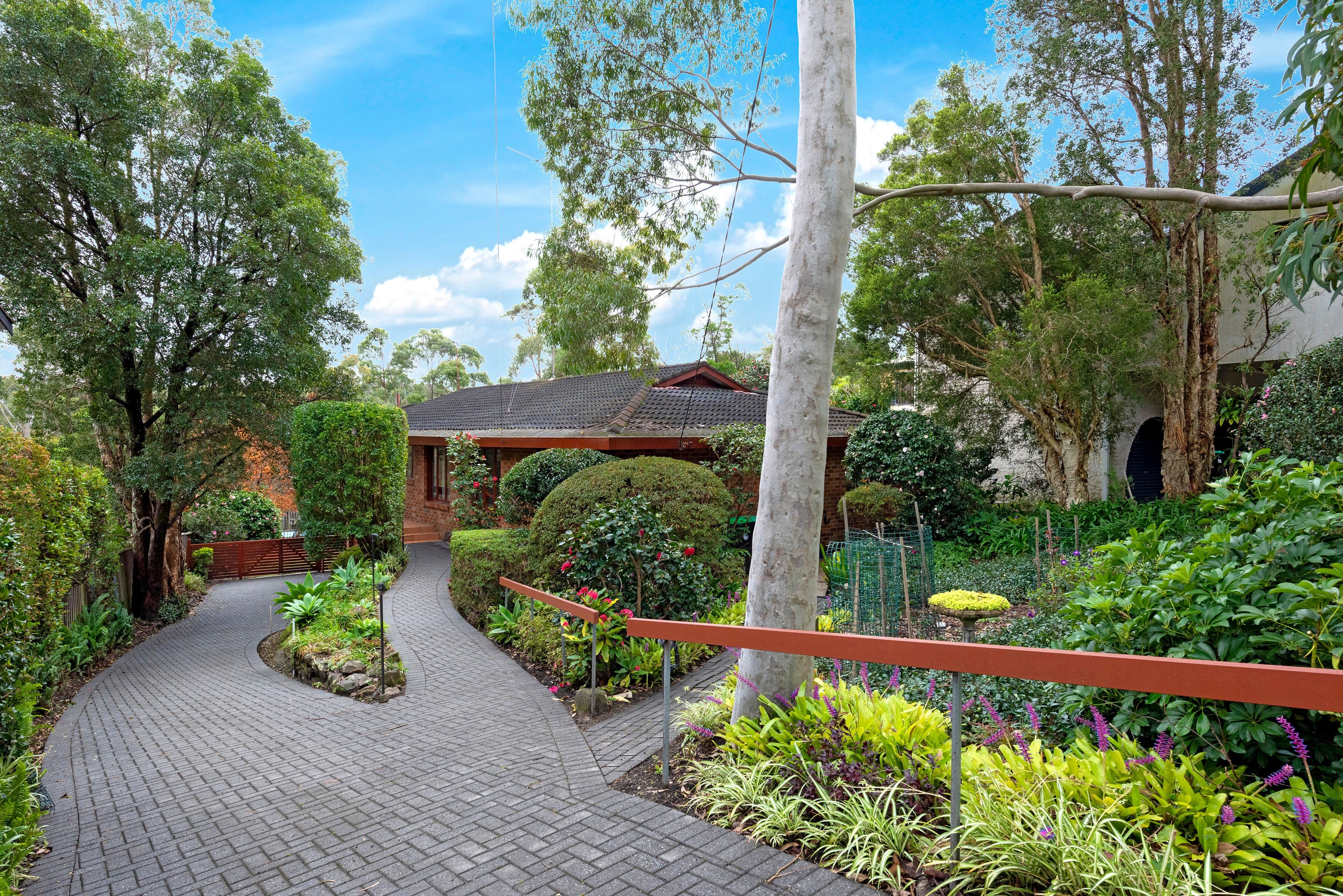 22 Londonderry Drive, Killarney Heights NSW 2087, Killarney Heights - Image 1