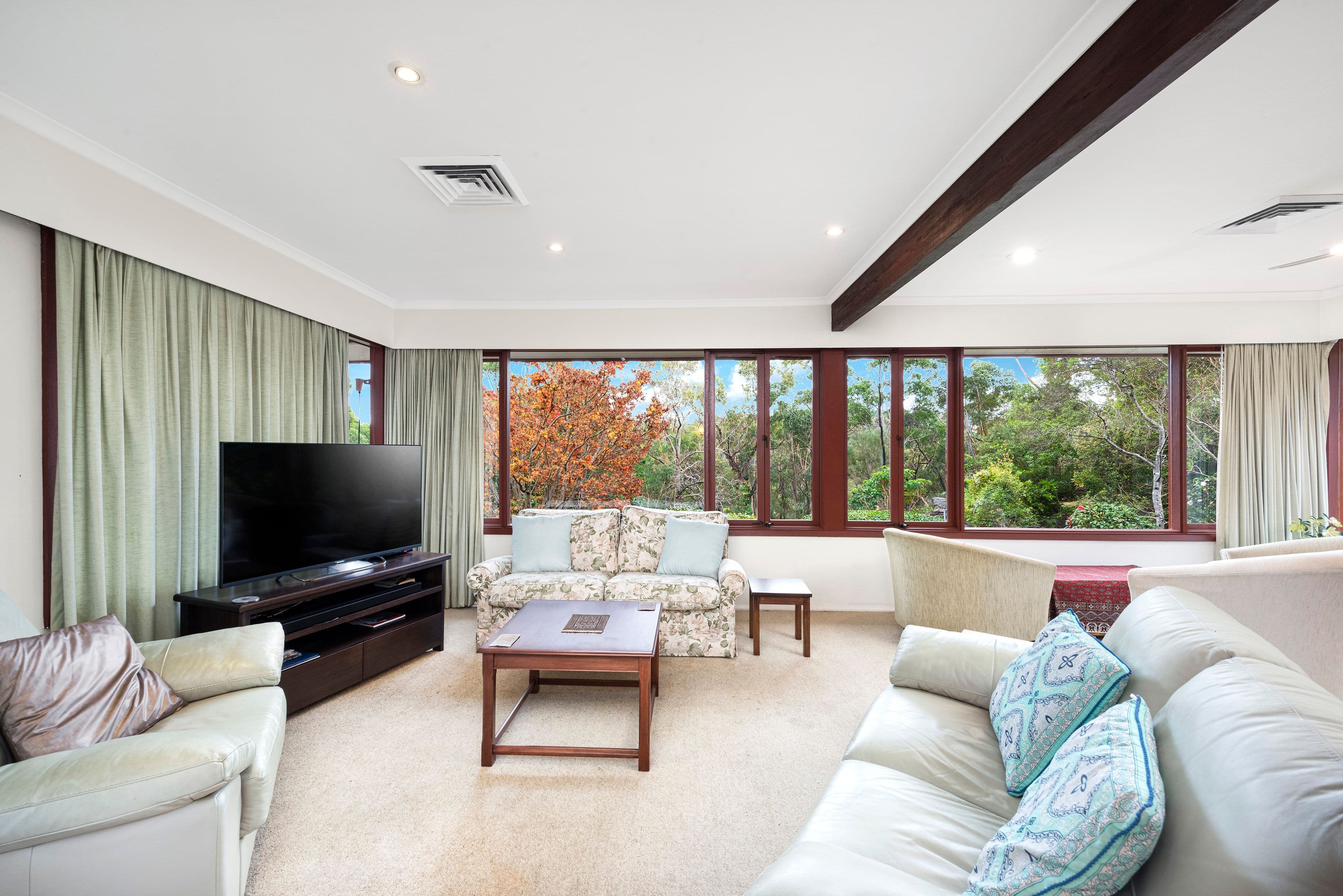 22 Londonderry Drive, Killarney Heights NSW 2087, Killarney Heights - Thumbnail 3