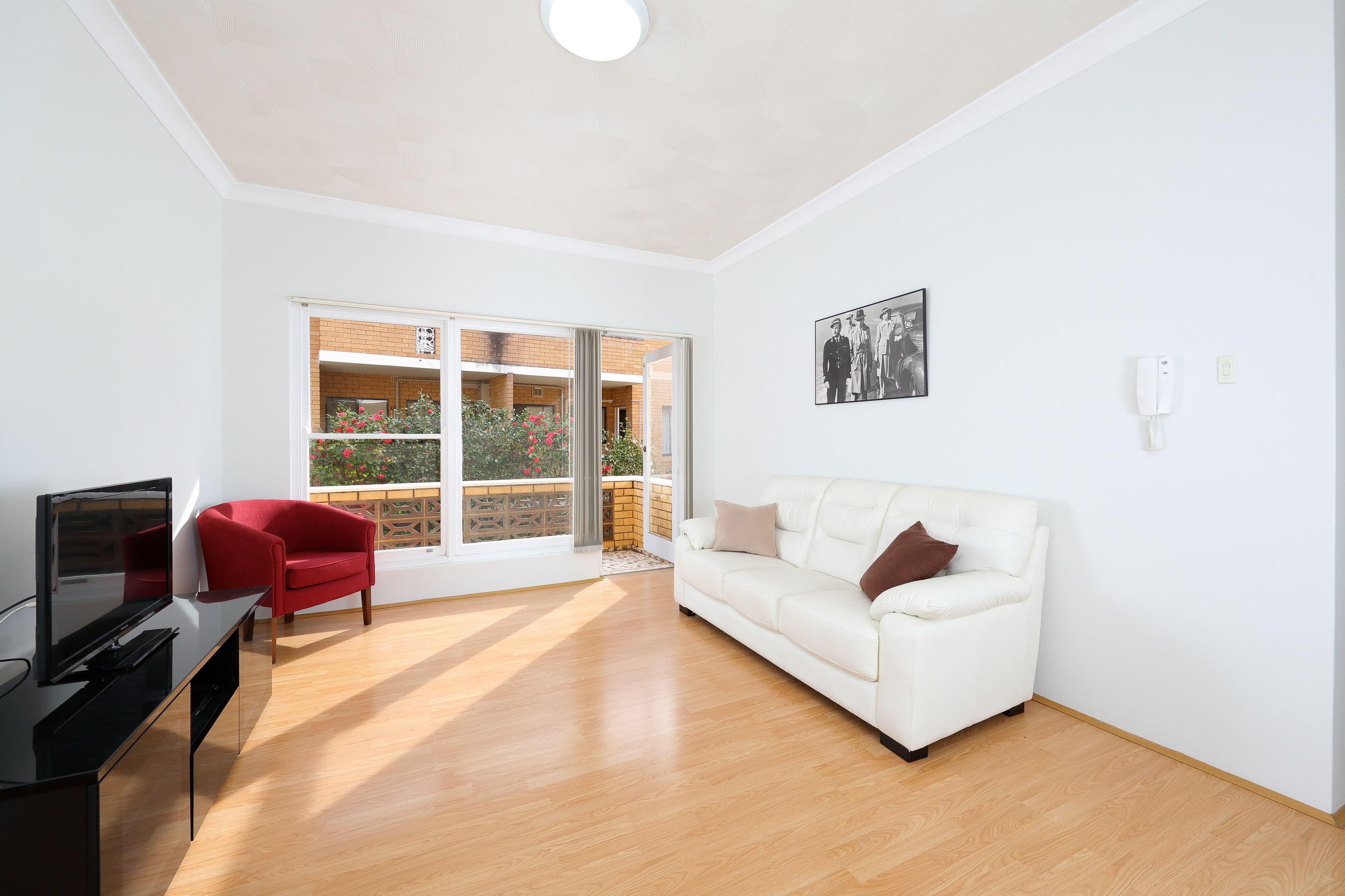 24 Wonoona Parade East, Oatley NSW 2223, Oatley - Thumbnail 2