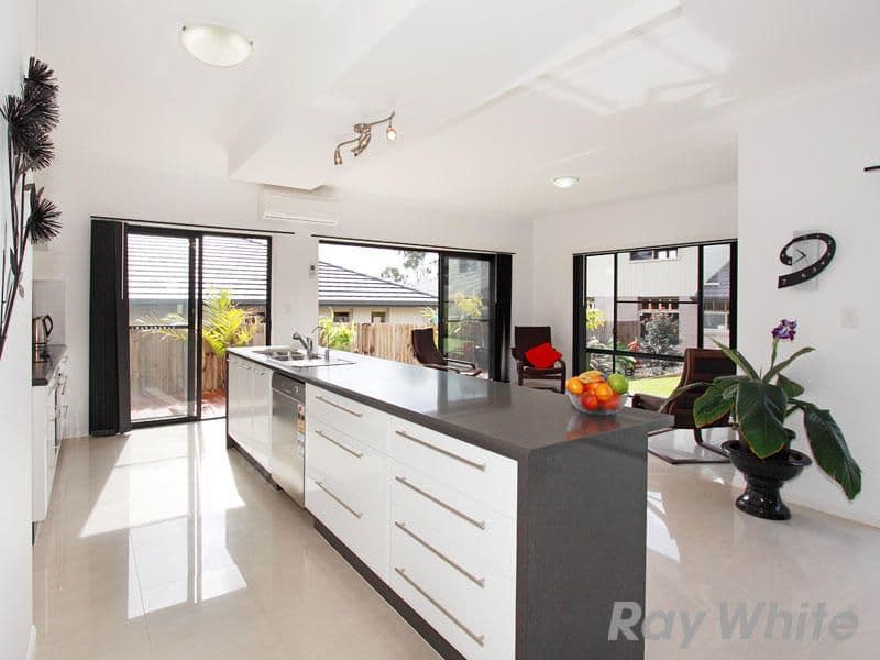 57 Cowie Road, CARSELDINE QLD 4034, Carseldine - Thumbnail 5