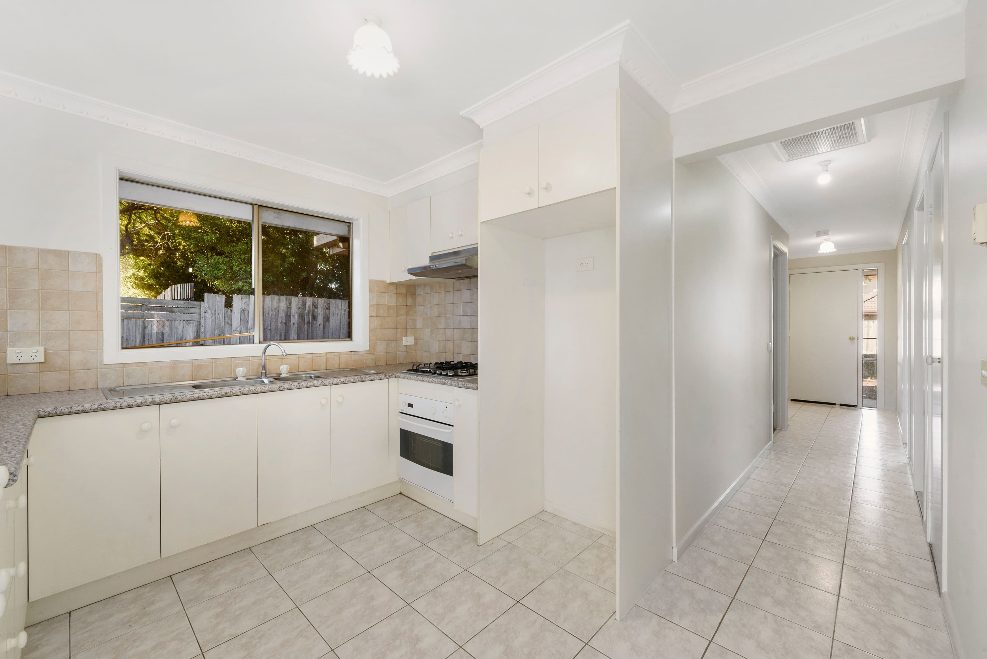 17 Santolin Drive, Hillside VIC 3037, Hillside - Thumbnail 2