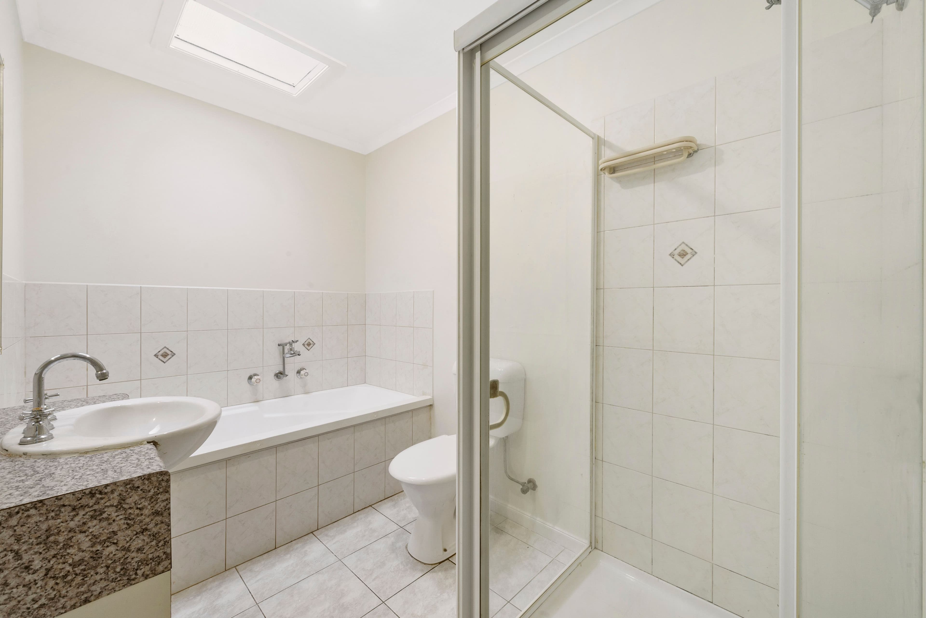 17 Santolin Drive, Hillside VIC 3037, Hillside - Thumbnail 6