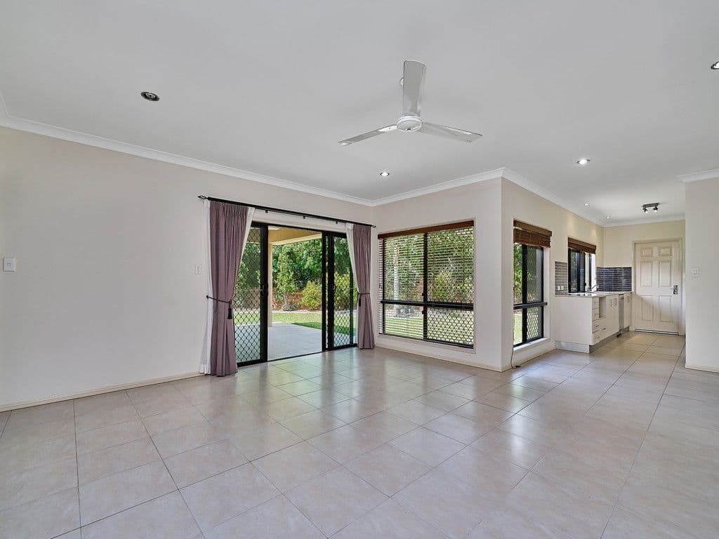 16 Hall Court, Bellbird Park QLD 4300, Bellbird Park - Thumbnail 3