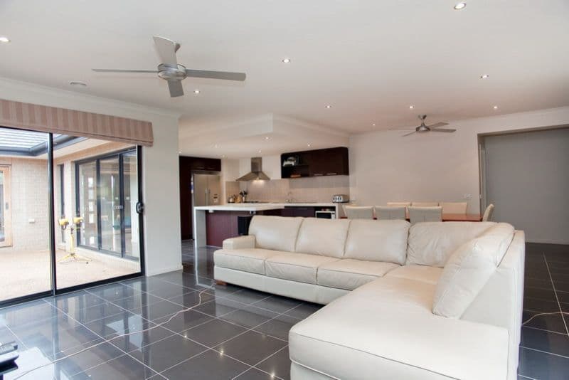61 Redding Rise, EPPING VIC 3076, Epping - Thumbnail 3