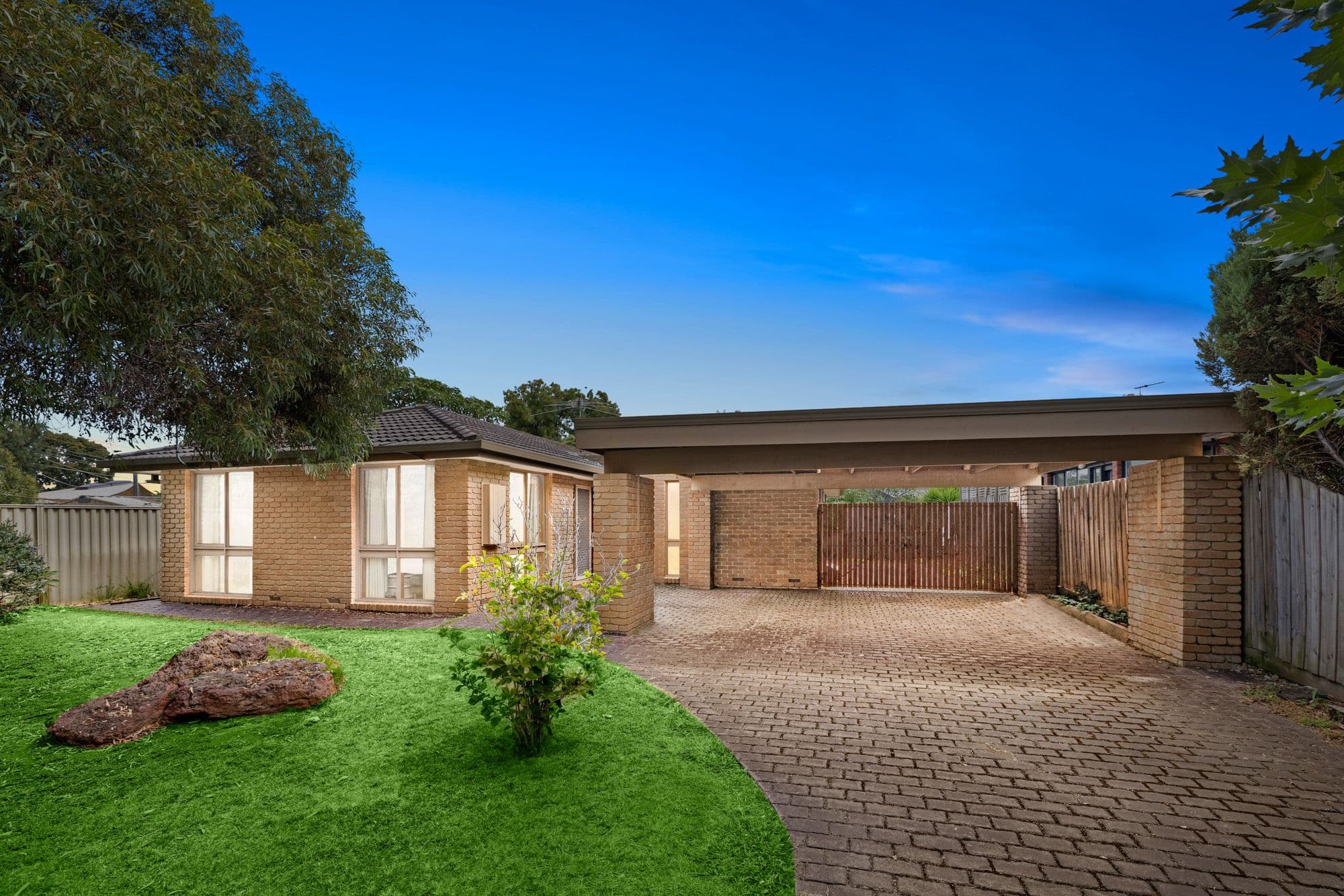 12 Walls Road, Werribee VIC 3030, Werribee - Thumbnail 2