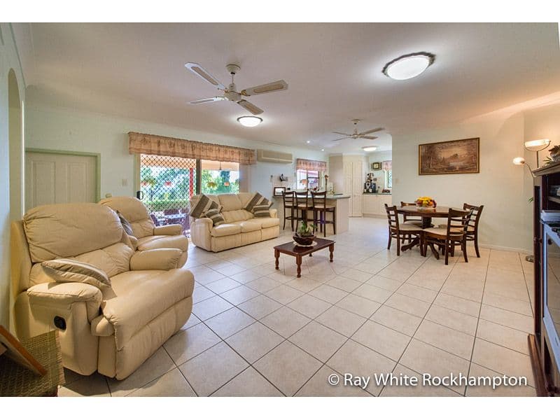 17 Ridgedale Avenue, Norman Gardens QLD 4701, Norman Gardens - Thumbnail 3