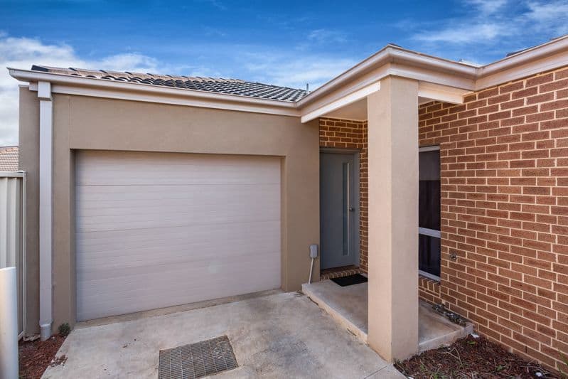 7 Fishburn Grove, MELTON WEST VIC 3337, Melton West - Image 1