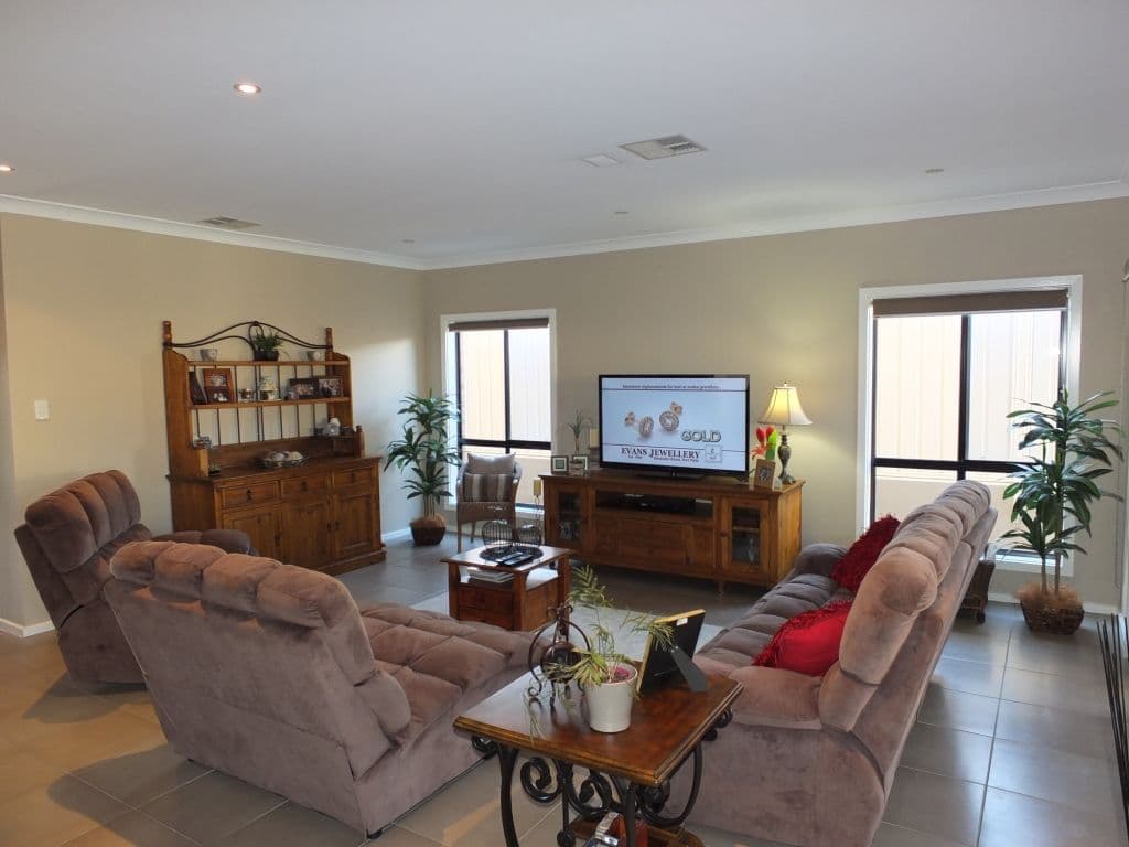 36 Gilmore Crescent, WALLAROO SA 5556, Wallaroo - Thumbnail 5