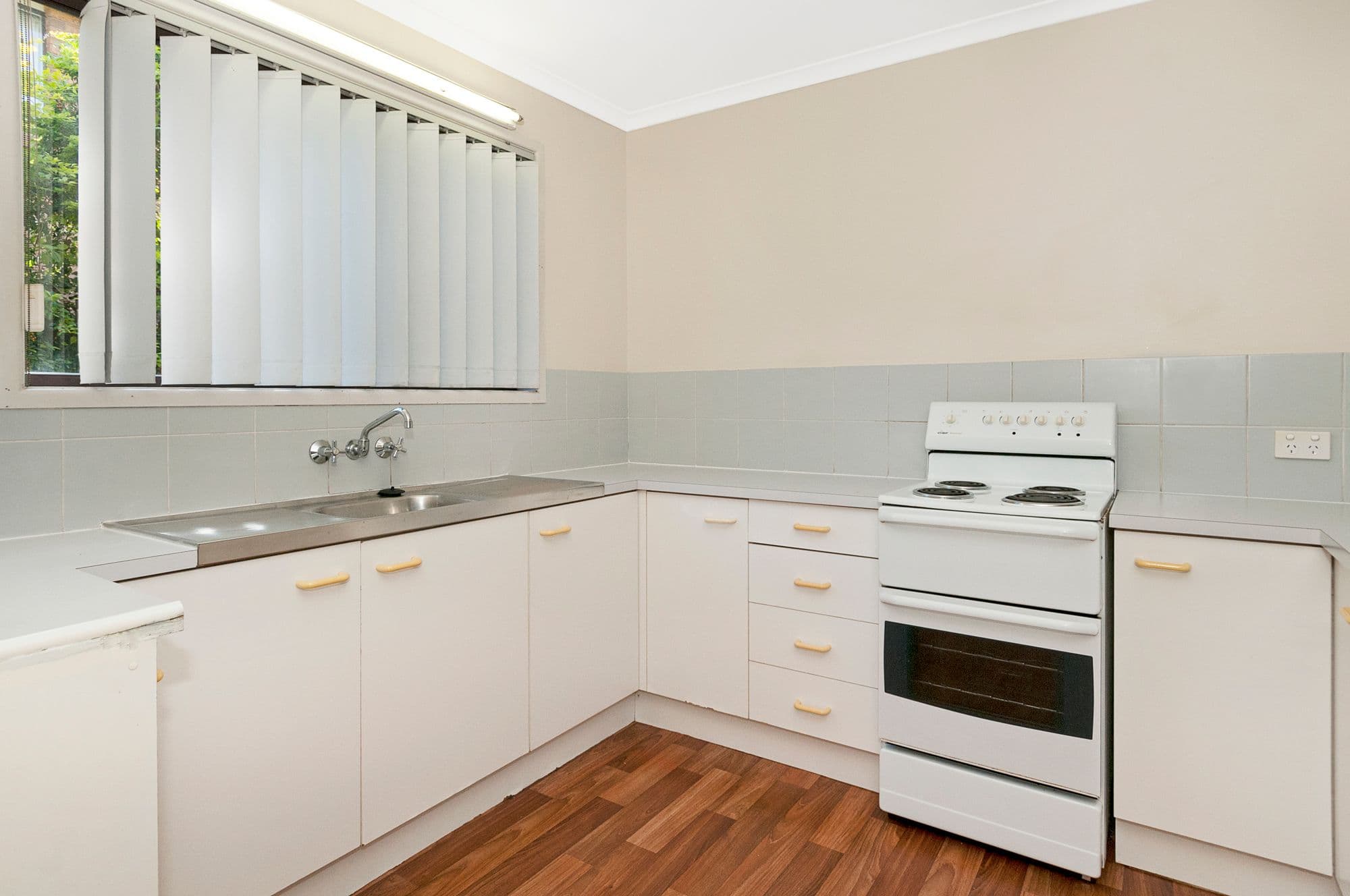 2 Cognac Court, Kingston QLD 4114, Kingston - Thumbnail 2