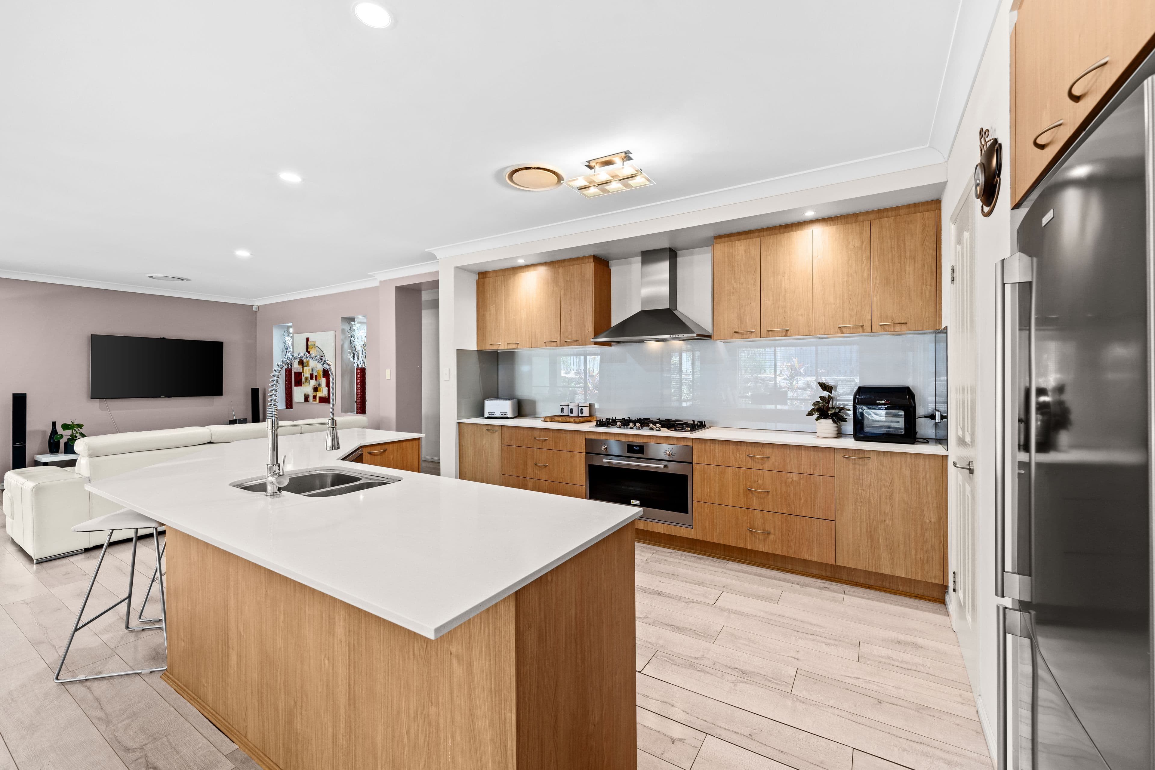 10 Koolang Crescent, Reedy Creek QLD 4227, Reedy Creek - Thumbnail 2