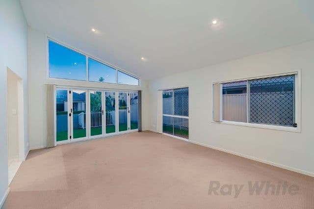 47 Caribbea Street, EIGHT MILE PLAINS QLD 4113, Eight Mile Plains - Thumbnail 4