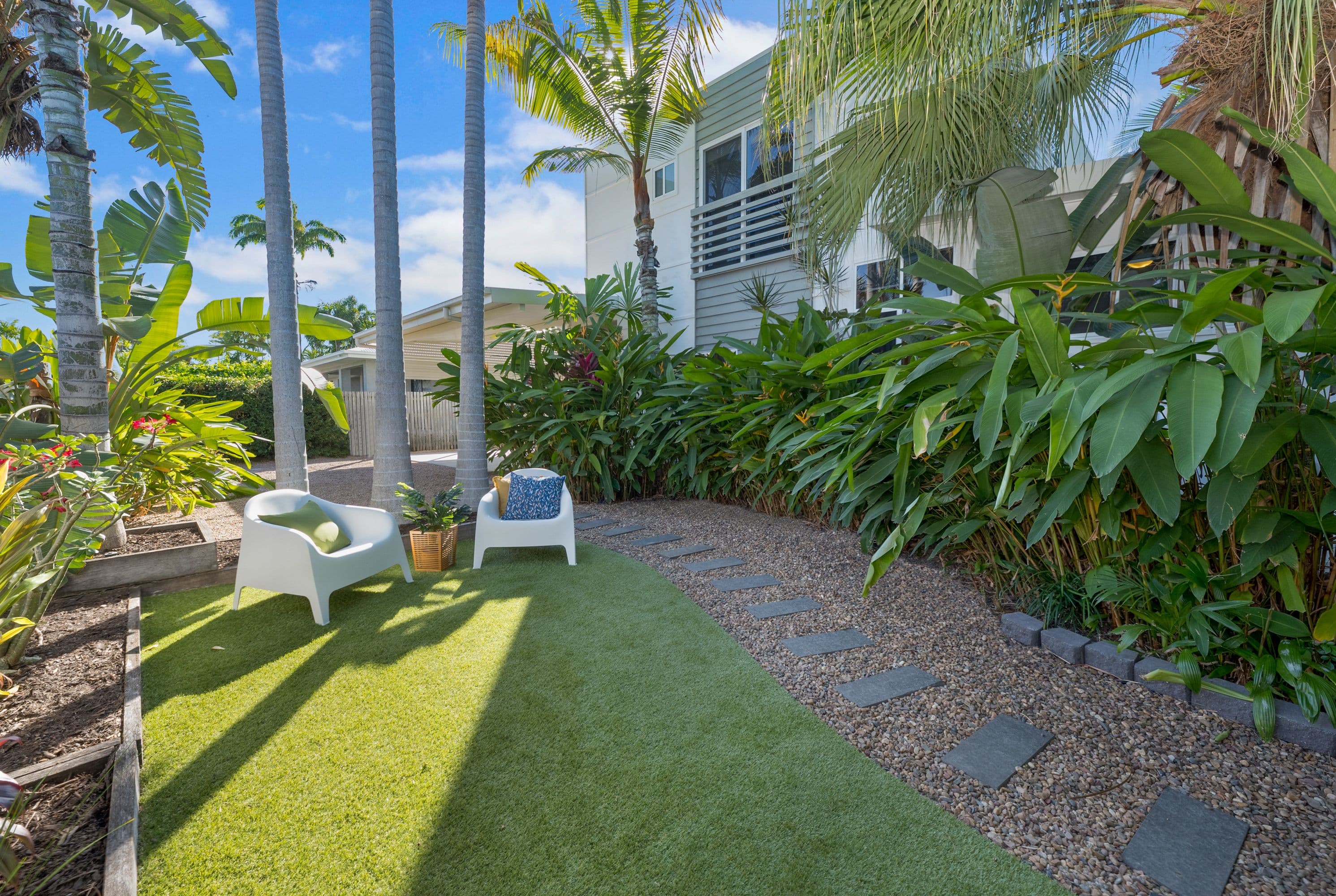 19 Shaw Street, West End QLD 4810, West End - Thumbnail 2