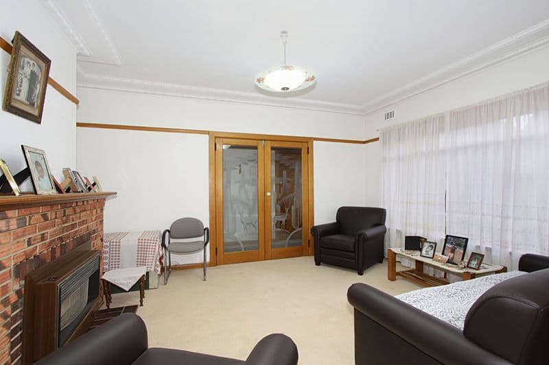 10 Hallow Street, BENTLEIGH EAST VIC 3165, Bentleigh East - Thumbnail 3