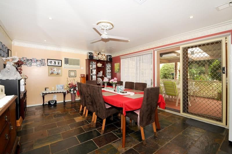18 Dorchester Crescent, Carrum Downs VIC 3201, Carrum Downs - Thumbnail 5