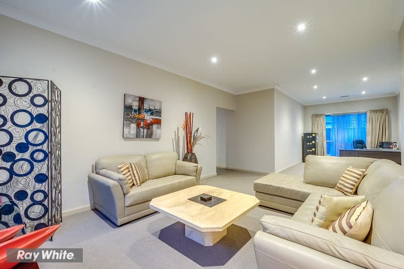 14 Fantail Crescent, Williams Landing VIC 3027, Williams Landing - Thumbnail 6