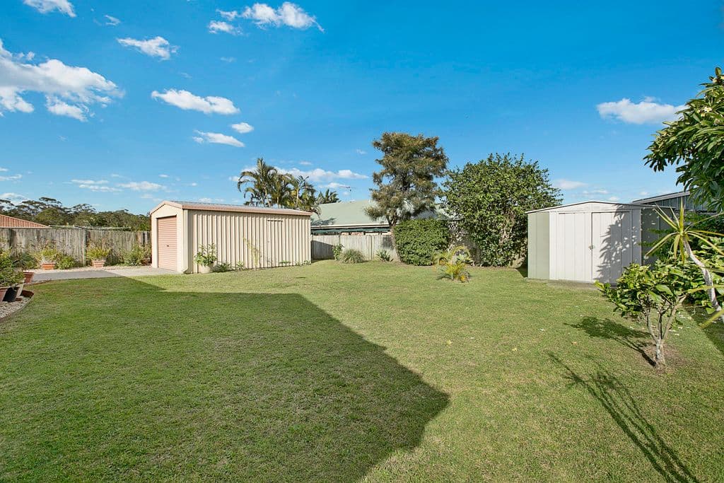 9 Babamande Street, Redland Bay QLD 4165, Redland Bay - Thumbnail 7