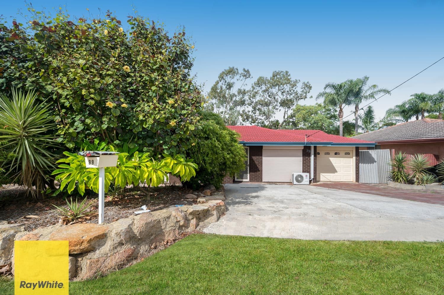 99 Waddington Crescent, Koondoola WA 6064, Koondoola - Thumbnail 2
