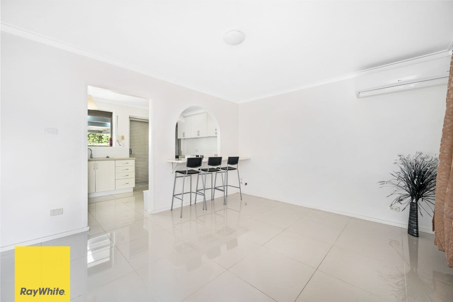 99 Waddington Crescent, Koondoola WA 6064, Koondoola - Thumbnail 4