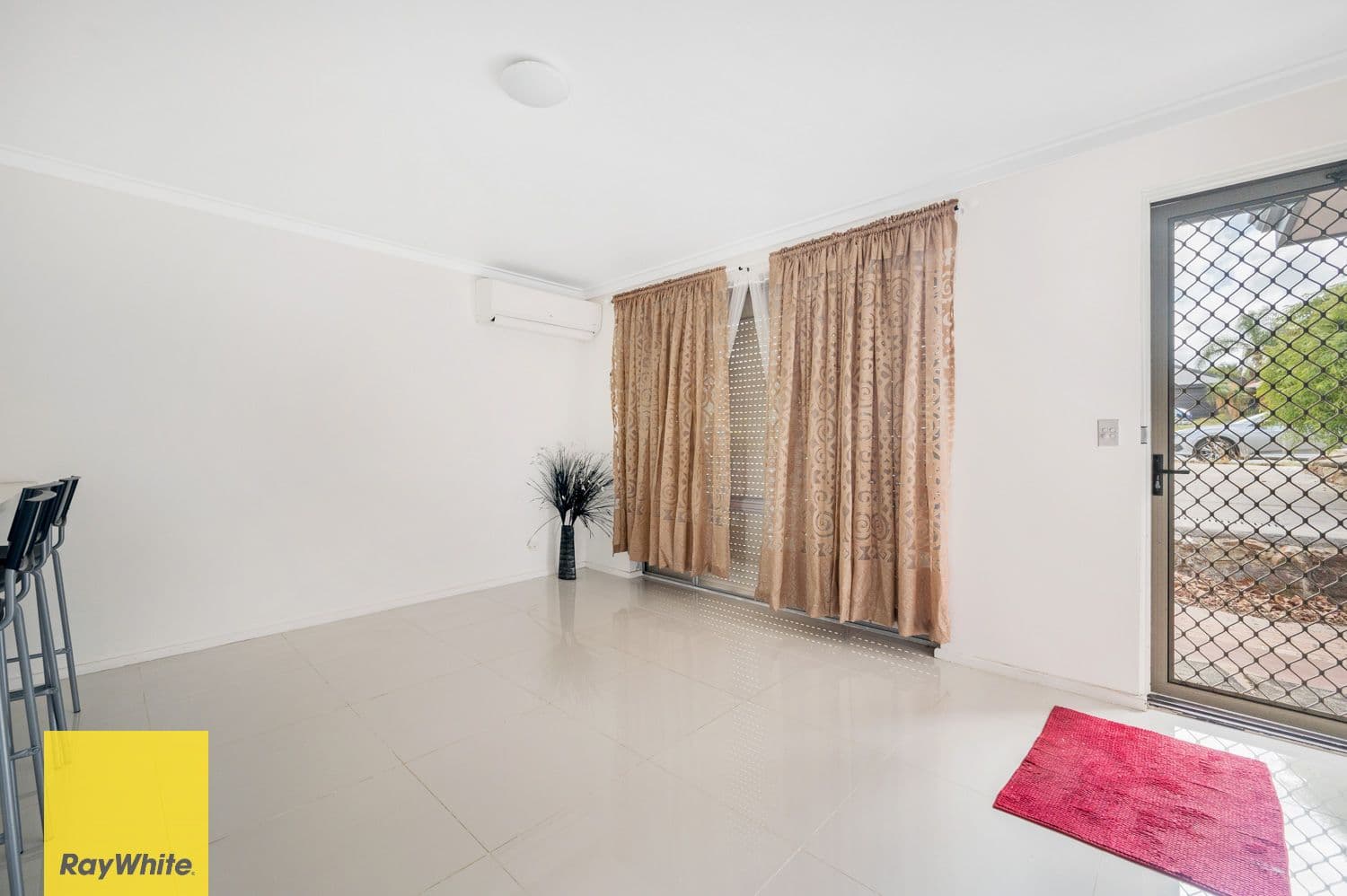 99 Waddington Crescent, Koondoola WA 6064, Koondoola - Thumbnail 5