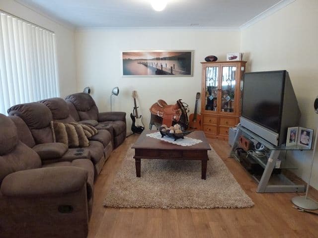 182 Ashmere Drive, BULLSBROOK WA 6084, Bullsbrook - Thumbnail 2