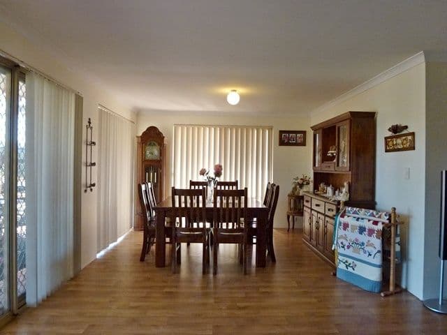 182 Ashmere Drive, BULLSBROOK WA 6084, Bullsbrook - Thumbnail 3