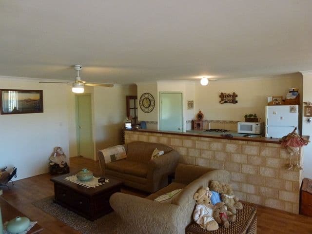 182 Ashmere Drive, BULLSBROOK WA 6084, Bullsbrook - Thumbnail 5