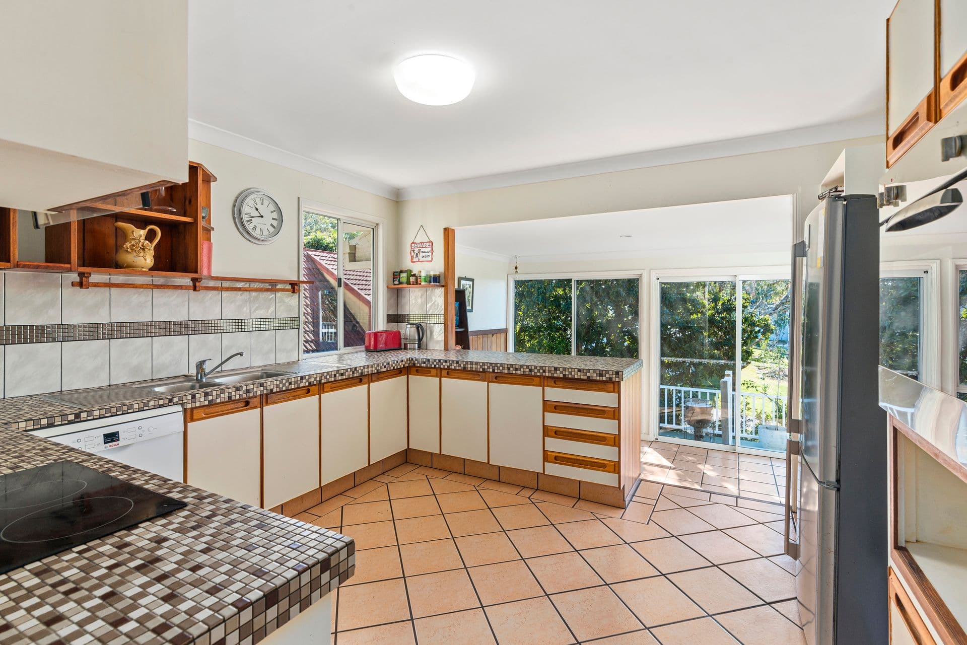 8 Alinjarra Drive, Tugun QLD 4224, Tugun - Thumbnail 2