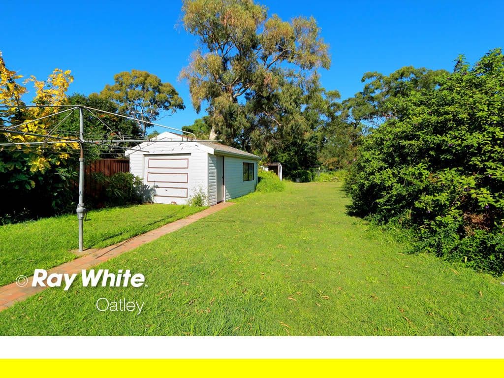 6 Aveling Street, BLAKEHURST NSW 2221, Blakehurst - Thumbnail 5