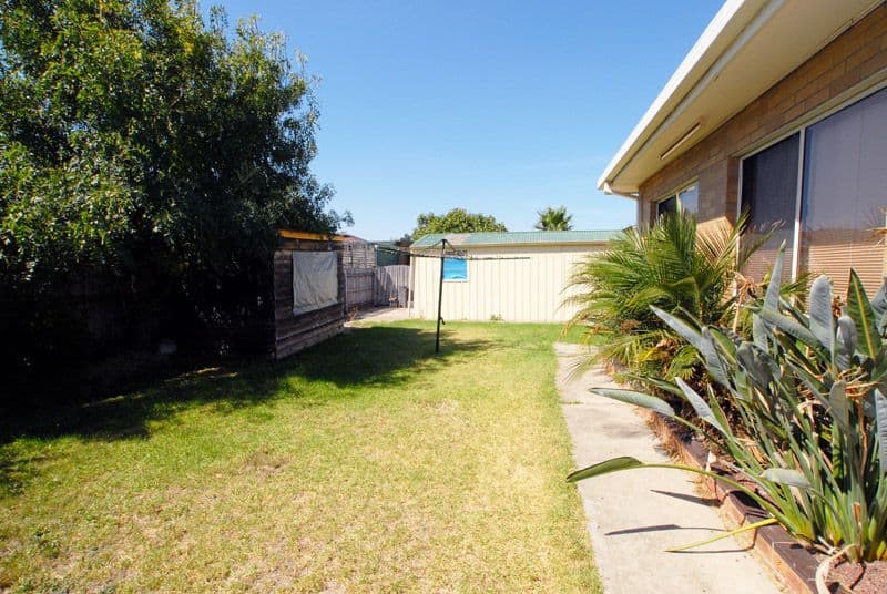 6 Coonawarra Street, THOMASTOWN VIC 3074, Thomastown - Thumbnail 3