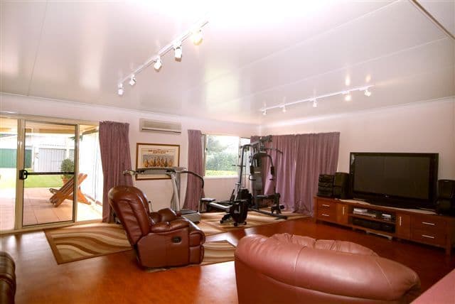 3 Rob Street, NEWTOWN QLD 4350, Newtown - Thumbnail 7