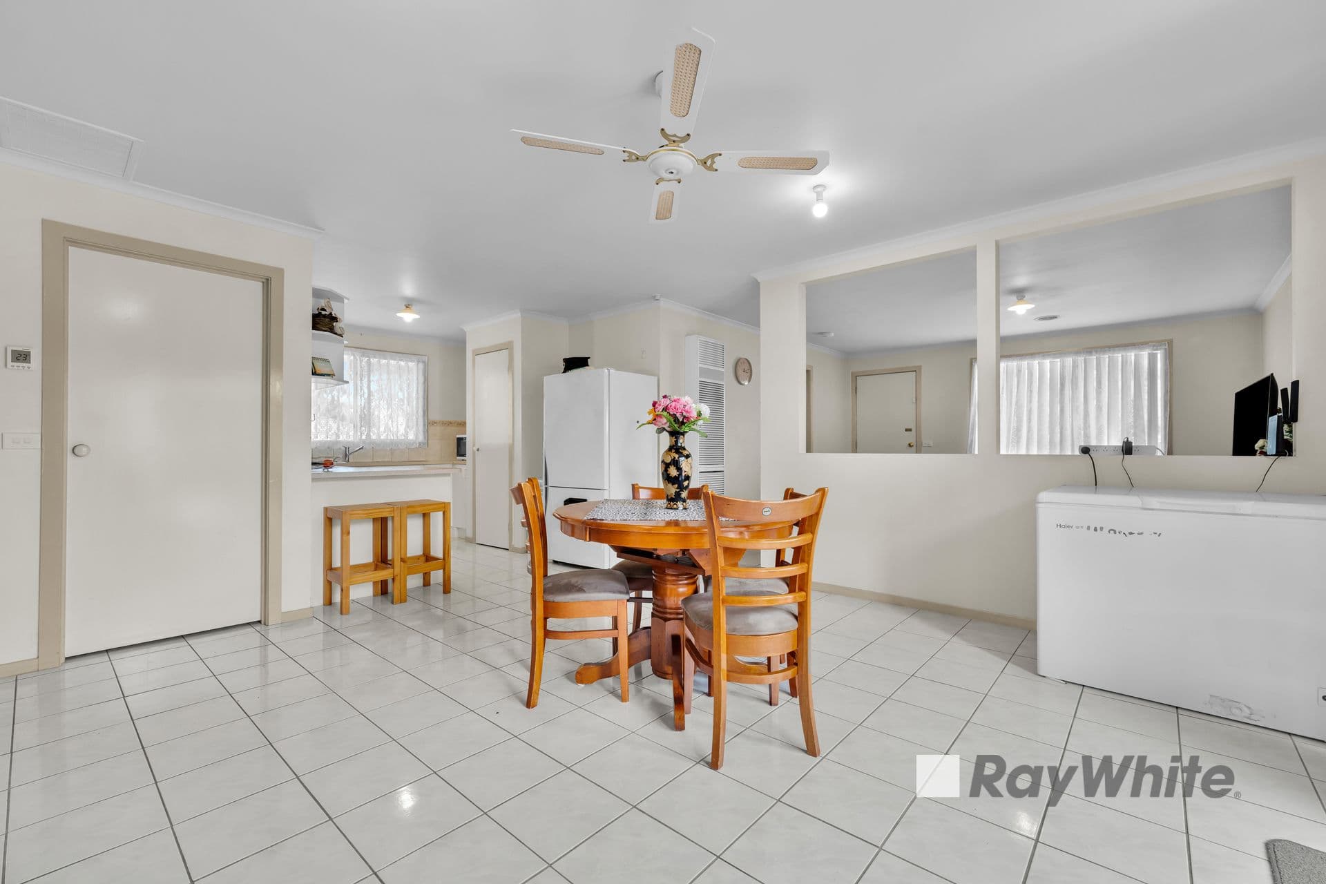 1 Arnica Close, Hampton Park VIC 3976, Hampton Park - Thumbnail 4