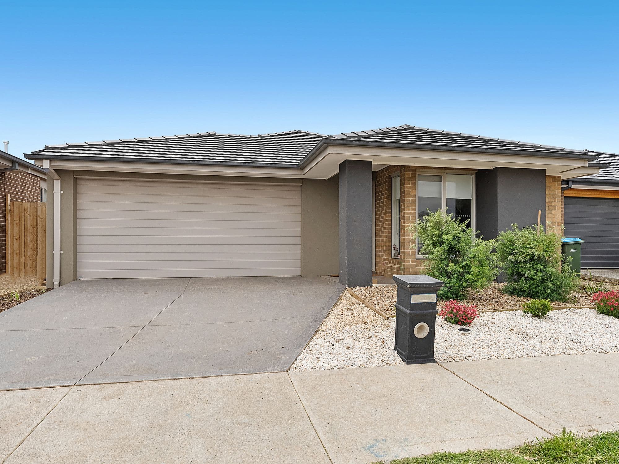 4 Minbalup Street, Mambourin VIC 3024, Mambourin - Thumbnail 2
