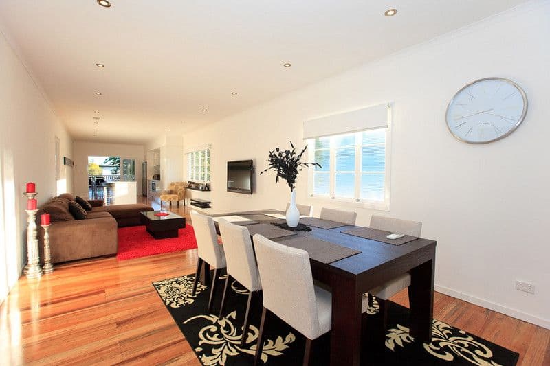 13 Longfellow Street, NORMAN PARK QLD 4170, Norman Park - Thumbnail 3