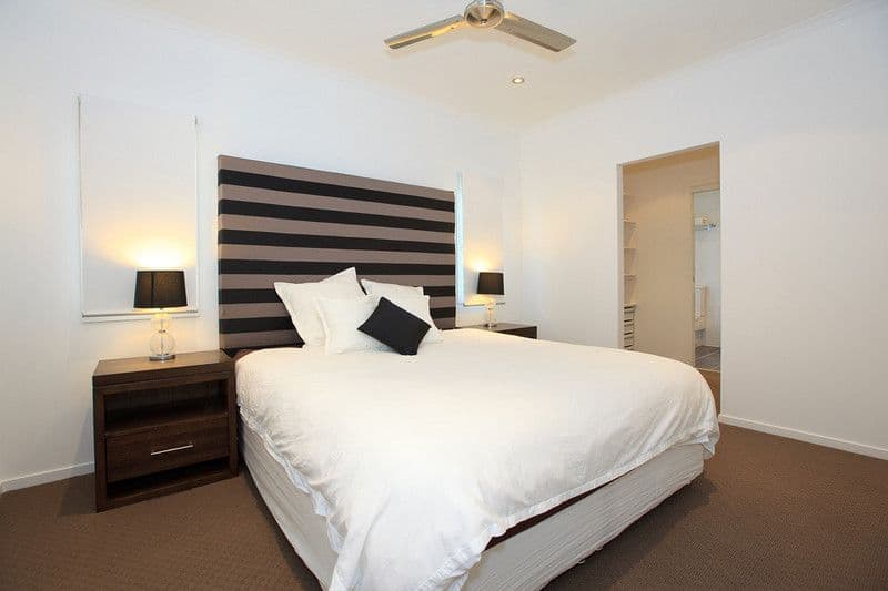 13 Longfellow Street, NORMAN PARK QLD 4170, Norman Park - Thumbnail 6