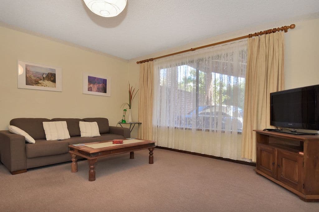 309 Harborne Street, Glendalough WA 6016, Glendalough - Thumbnail 5