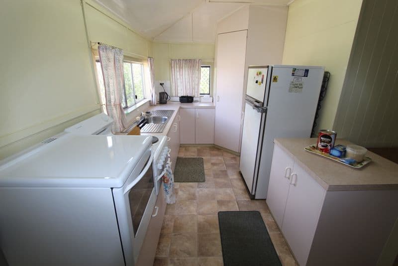 31 Galatea Street, Charleville QLD 4470, Charleville - Thumbnail 2