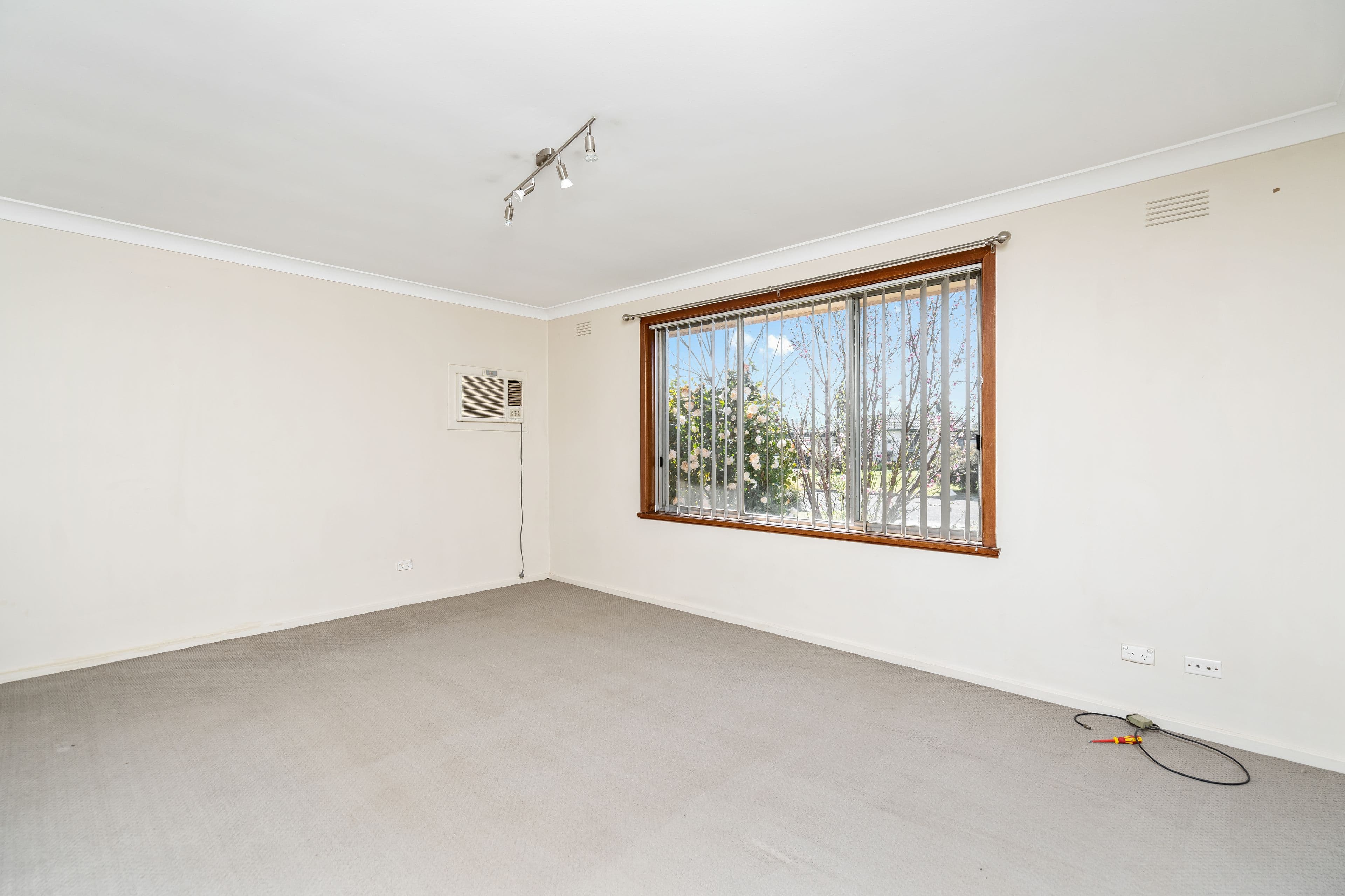 2 Huron Crescent, Lake Albert NSW 2650, Lake Albert - Thumbnail 5